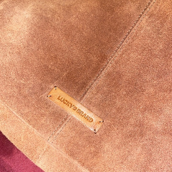 100% LEATHER LUCKY BRAND CROSSBODY/SHOULDER BAG CAMEL COLOR LIKE NEW CONDITION - Picture 3 of 9